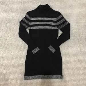 Arden B size XS turtle neck sweater dress